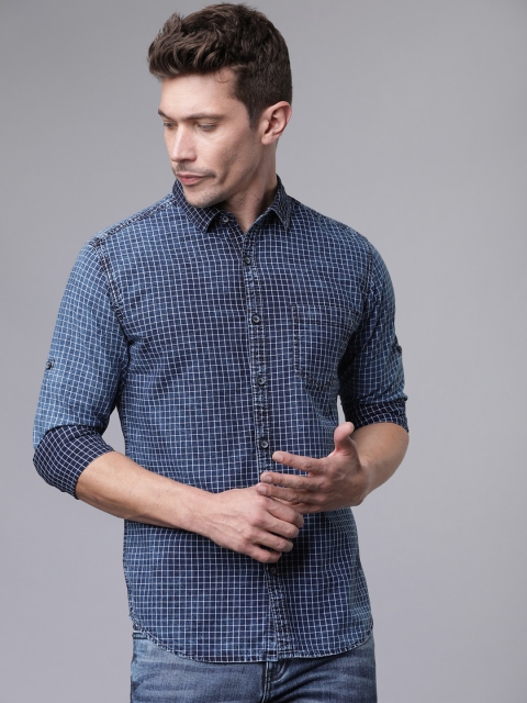 

Ecko Unltd Men Blue & White Slim Fit Checked Casual Shirt