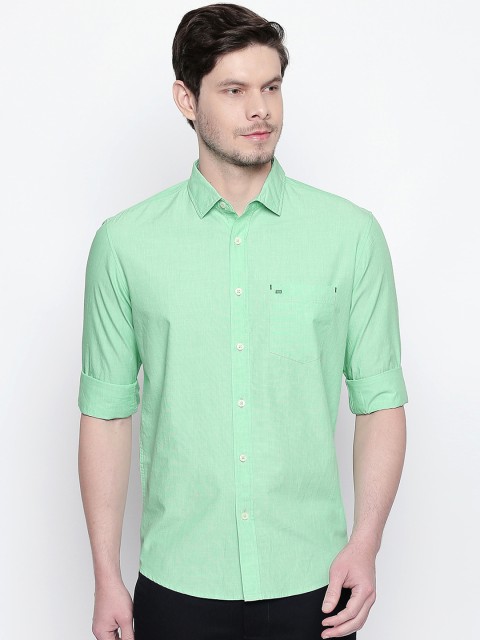 

Basics Men Green Solid Slim Fit Casual Shirt