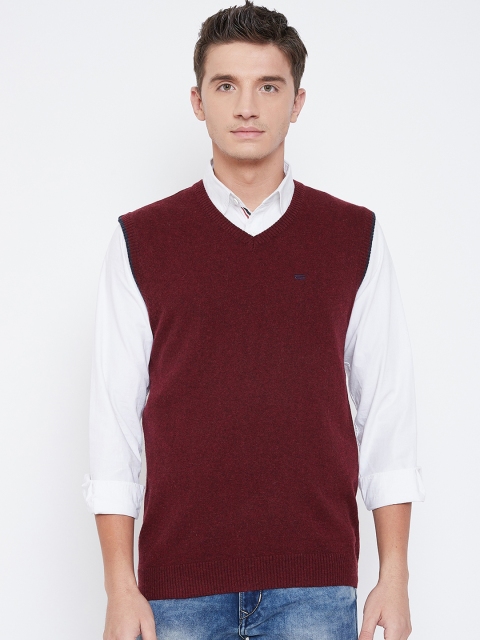 

METTLE Men Maroon Solid Woolen Sweater Vest