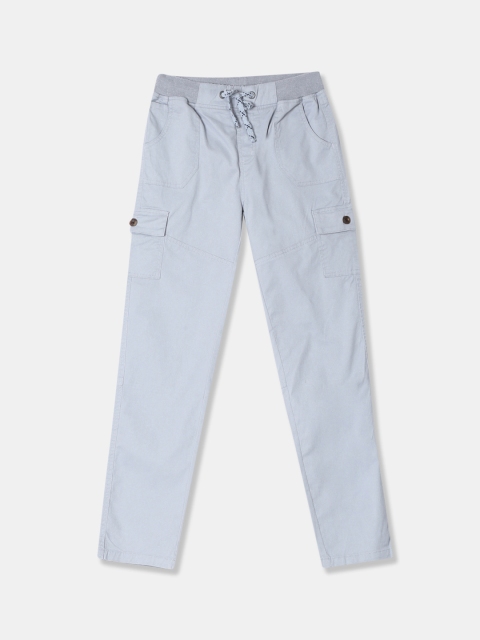 

Cherokee Boys Grey & Blue Regular Fit Solid Cargos