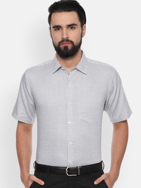 

Van Heusen Men White & Black Regular Fit Checked Formal Shirt