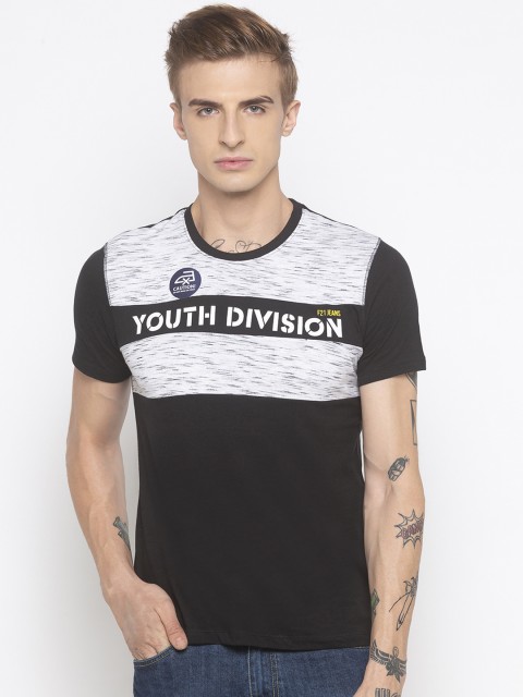 

Globus Men Black & White Slim Fit Printed Round Neck T-shirt