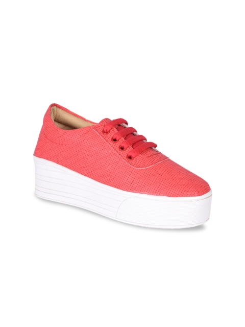 

meriggiare Women Red Flatforms