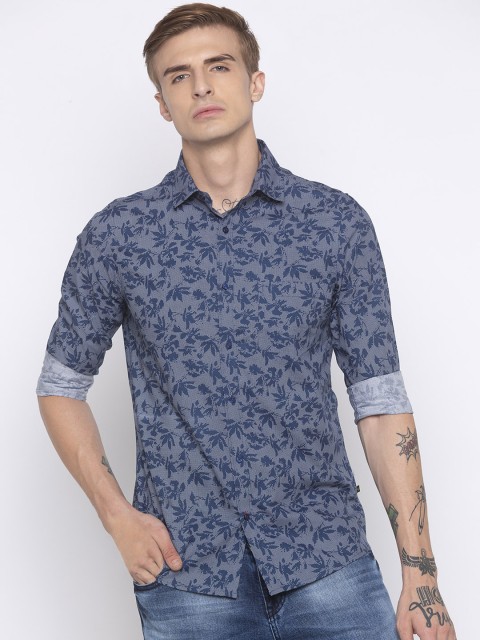 

Globus Men Navy Blue Regular Fit Printed Casual Shirt