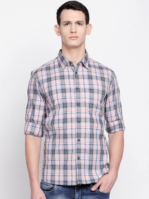 

Basics Men Pink Slim Fit Checked Casual Shirt