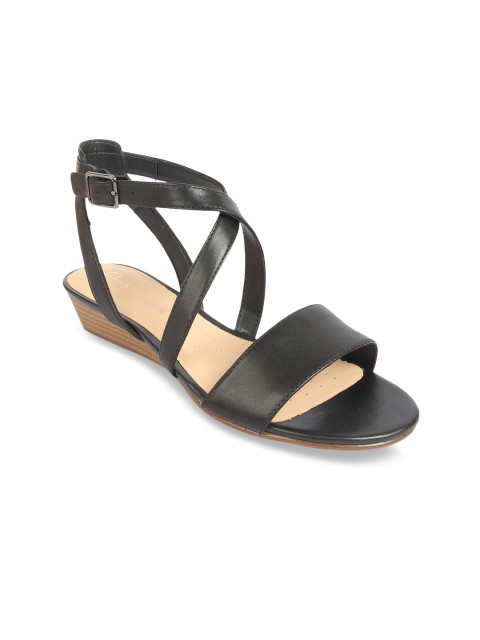 

Clarks Women Black Solid Leather Heels