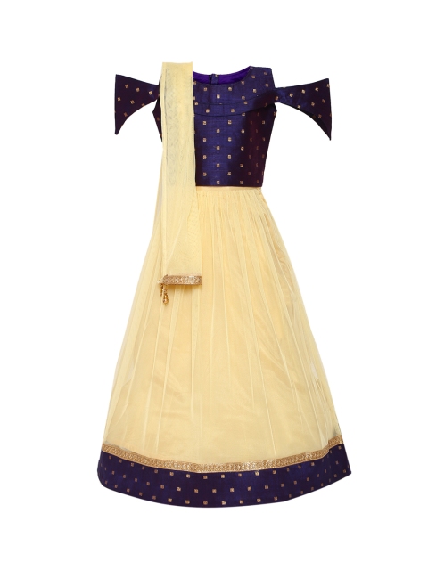 

Aarika Girls Navy Blue & Beige Woven Design Ready to Wear Pattu Pavadai