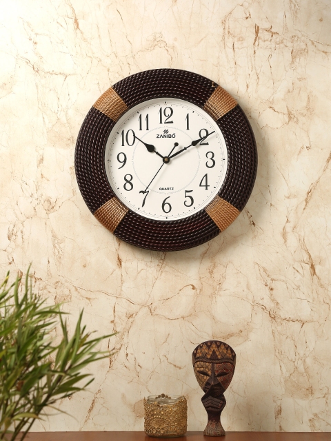 

ZANIBO White Round Solid 40 Cm Analogue Wall Clock