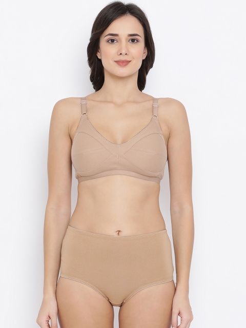 

Clovia Women Nude-Coloured Solid Lingerie Set COMBBP26132B