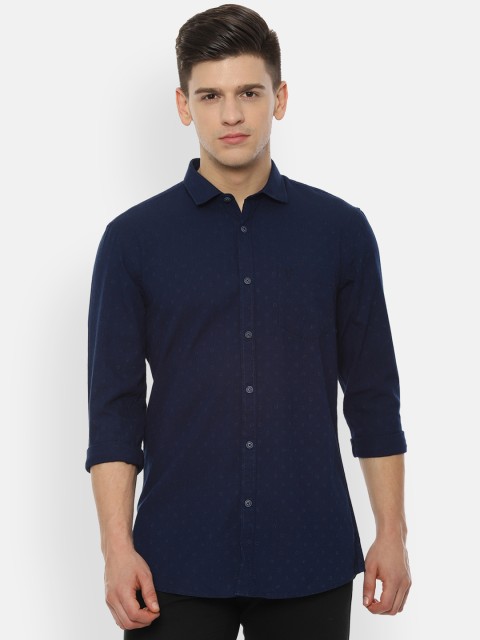 

Solly Jeans Co. Men Navy Blue Regular Fit Printed Casual Shirt