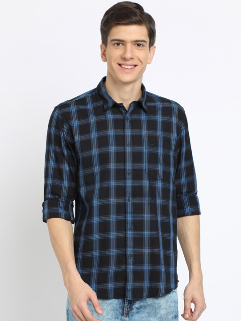 

Crocodile Men Blue & Black Slim Fit Checked Casual Shirt