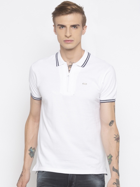 

Globus Men White Solid Slim Fit Polo Collar T-shirt