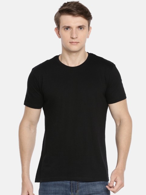 

BLISTON Men Black Solid Round Neck T-shirt