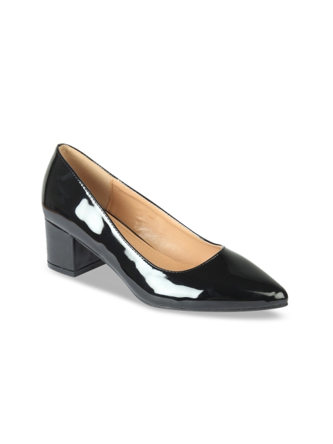 

Flat n Heels Women Black Solid Pumps