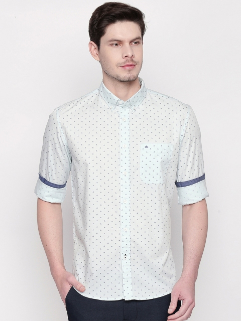 

Basics Men Green Slim Fit Printed Casual Shirt