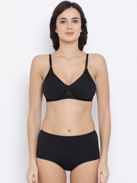 

Clovia Women Black Solid Lingerie Set COMBBP88632B