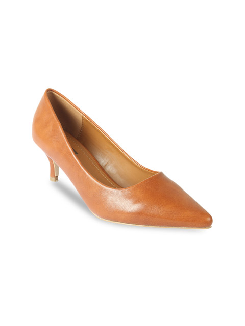 

Flat n Heels Women Tan Brown Solid Pumps