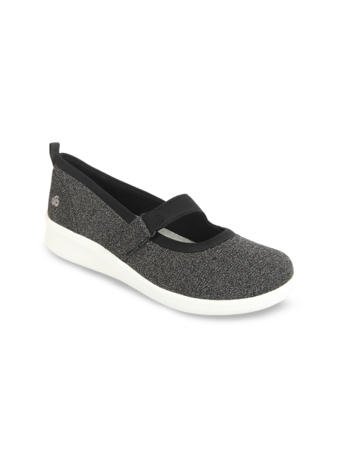 Clarks Women Black Slip-On Sneakers