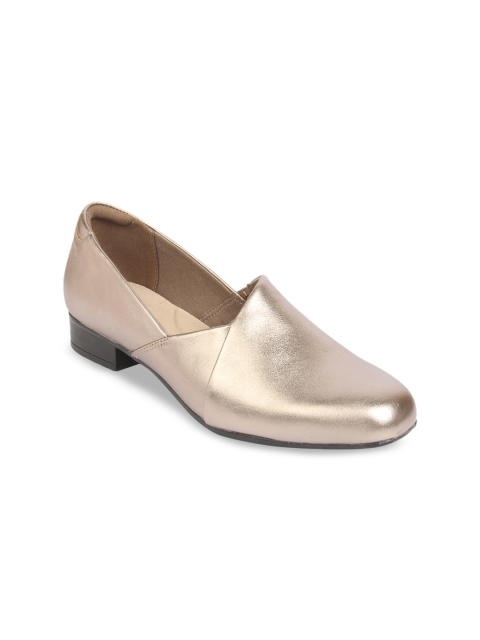 

Clarks Women Gunmetal-Toned Solid Leather Pumps, Metallic