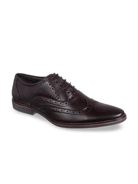 

Vardhra Men Brown Textured Leather Formal Brogues