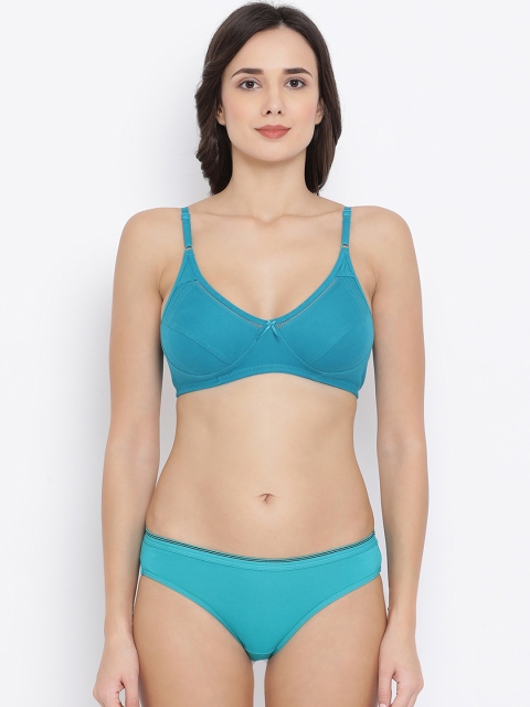 

Clovia Women Turquoise Blue Solid Lingerie Set COMBBP43932B