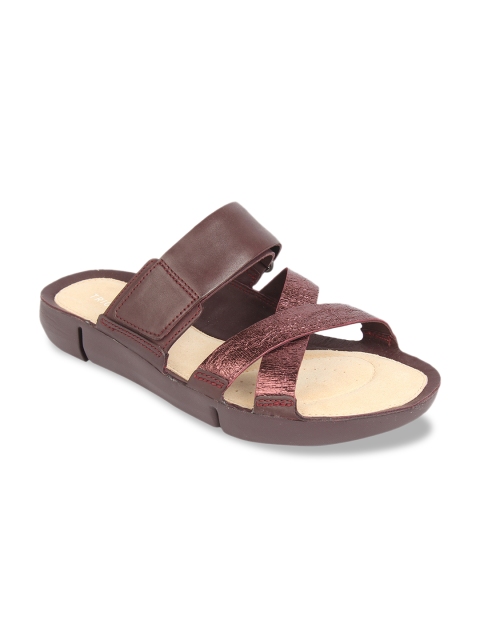 

Clarks Women Burgundy Solid Open Toe Flats