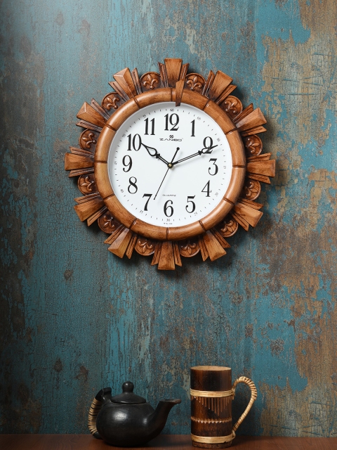 ZANIBO White & Camel Brown Floral Solid Analogue Wall Clock
