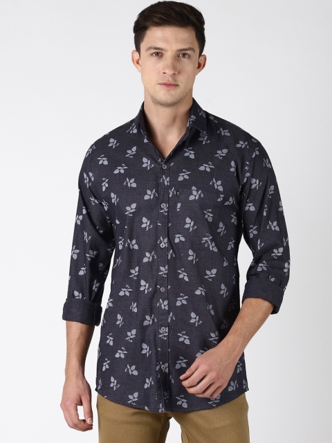 

LEVIZO Men Navy Blue & Grey Regular Fit Printed Casual Shirt