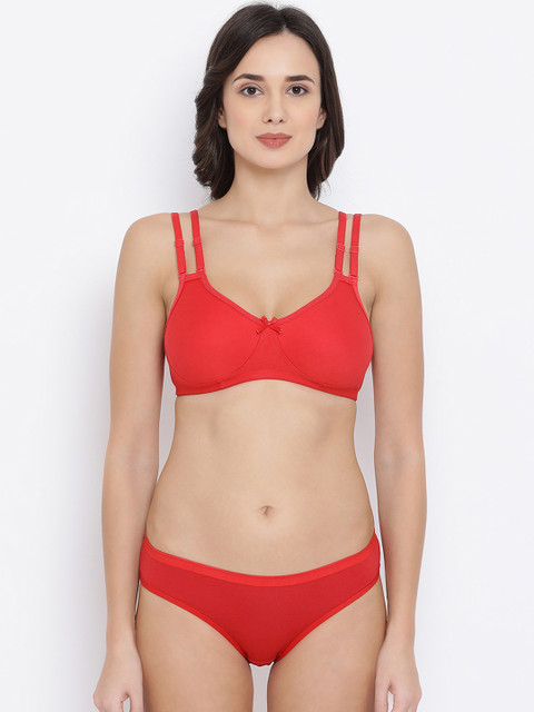 

Clovia Women Red Solid Lingerie Set COMBBP94132B