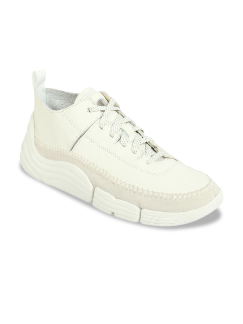

Clarks Men White Trigenic REV Leather Sneakers