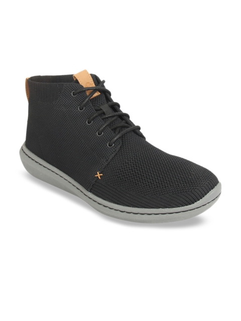 

Clarks Men Black Woven Design Textile Mid-Top Sneakers