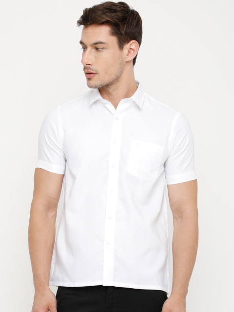 

Chennis Men White Regular Fit Solid Formal Shirt