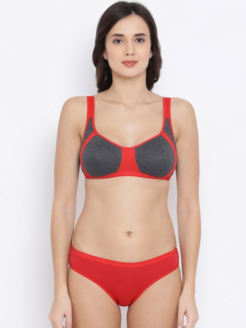

Clovia Women Red & Grey Colourblocked Lingerie Set COMBBP71732B
