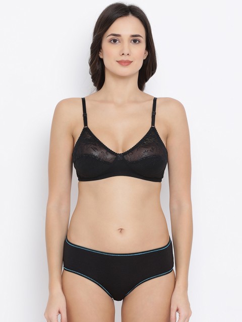 

Clovia Women Black Solid Lingerie Set COMBBP86932B