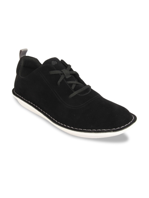 

Clarks Women Black Sneakers