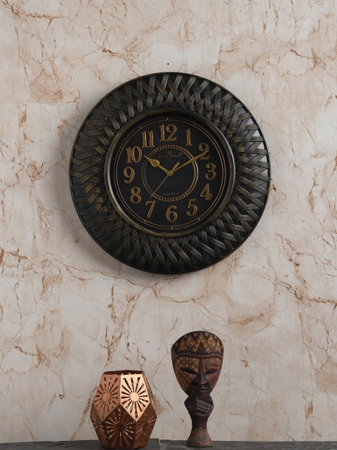 

ZANIBO Black Round Solid Analogue Wall Clock