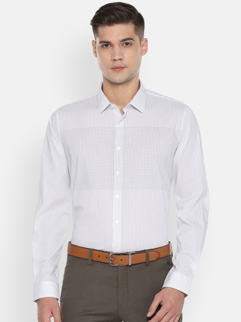 

Van Heusen Men White & Black Slim Fit Checked Formal Shirt