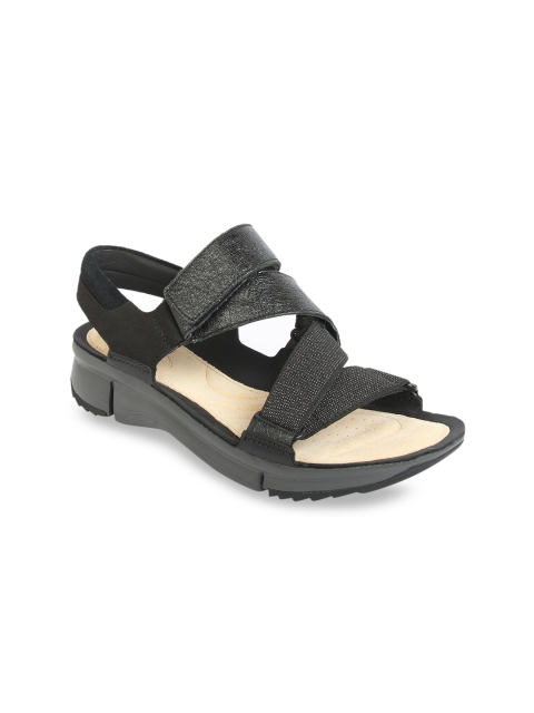 

Clarks Women Black Solid Leather Heels