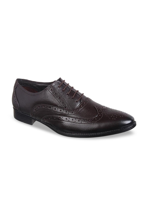 

Vardhra Men Brown Textured Leather Formal Brogues