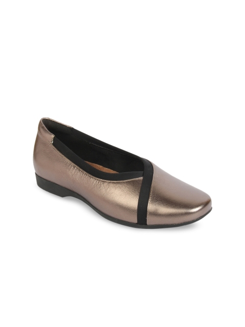 

Clarks Women Gunmetal-Toned Solid Leather Ballerinas, Metallic