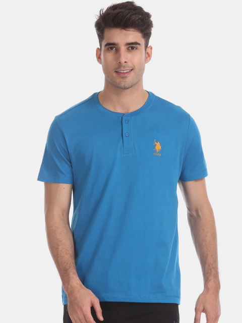 

U.S. Polo Assn. Men Blue Solid Mandarin Collar T-shirt