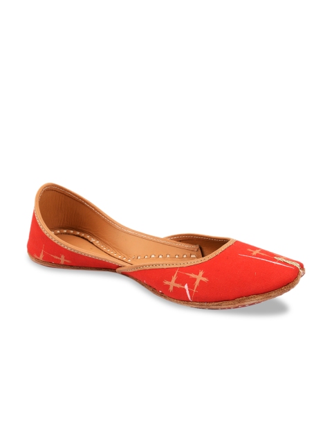 

DESI COLOUR Women Red Printed Leather Mojaris