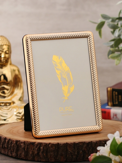 

Pure Home and Living Gold-Toned Embossed Rectangular Individual Medium Photo Frame