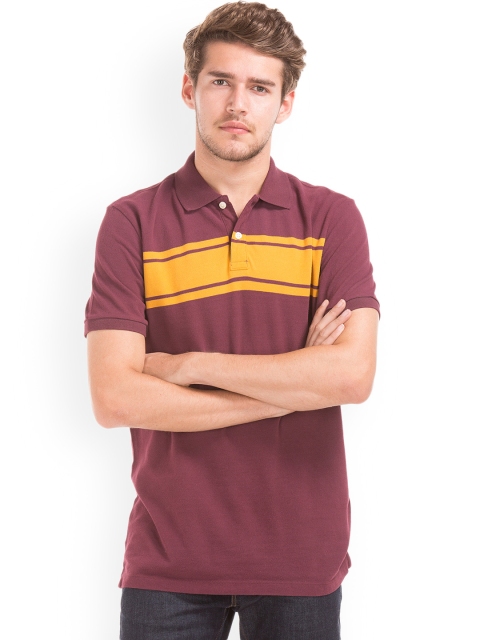 

GAP Men Maroon Solid Polo Collar T-shirt