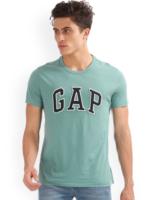 

GAP Men Green Solid Round Neck T-shirt