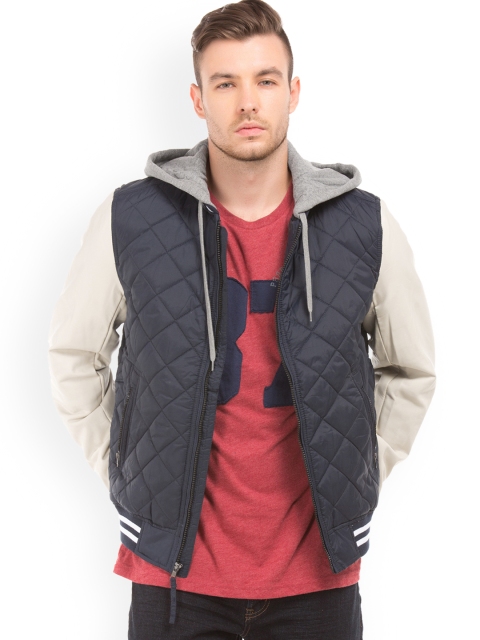 

Aeropostale Men Blue Solid Quilted Jacket