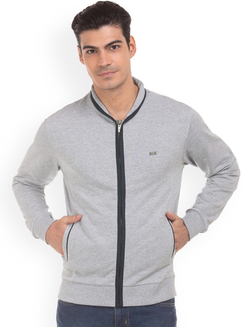 

IZOD Men Grey Solid Sweatshirt