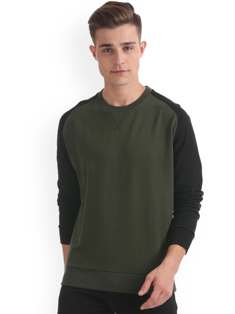 

Arrow Blue Jean Co. Men Olive Green & Black Solid Sweatshirt