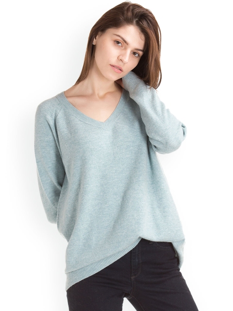 

GAP Women Green Solid Sweater