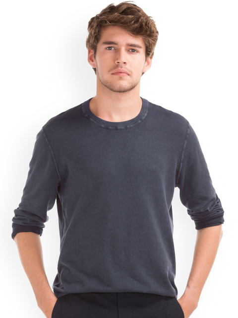 

GAP Men Blue Solid Sweater